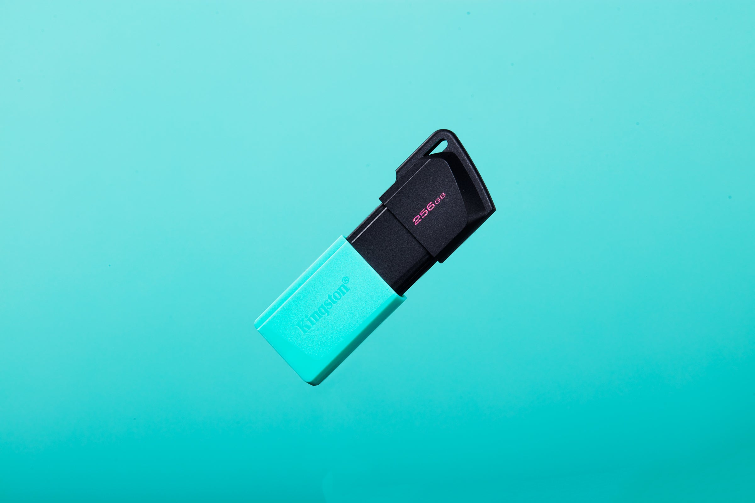 vart, Turkos Kingston Technology DTXM/256GB 0740617326383|740617326383 USB-Sticka DataTraveler Exodia M www.electricalstuff