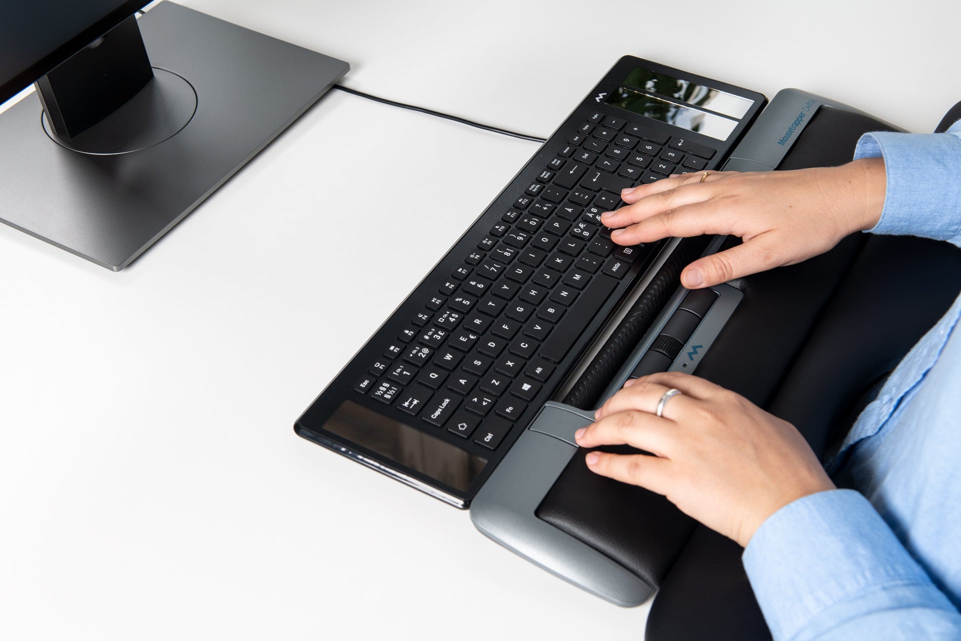 151 7350071401514 Datormöss Delta Regular www.electricalstuff.se ElectricalStuff.se Mousetrapper Delta Regular datormöss