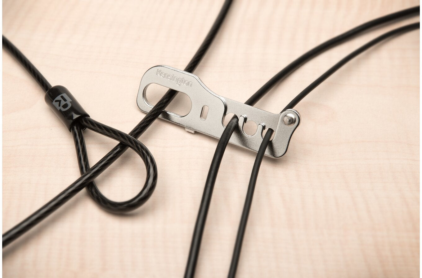 CableSaver™ www.electricalstuff.se ElectricalStuff.se Kensington CableSaver™ Kensington 64519US 0085896645191|08589664519