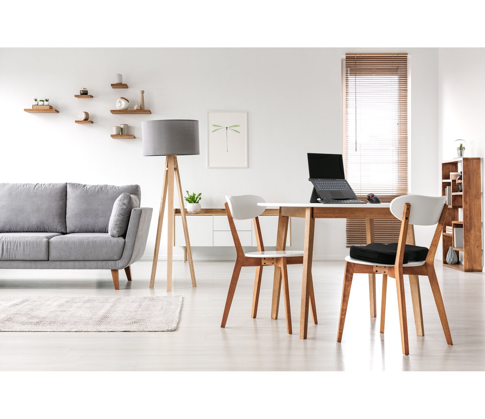 rbara datorer Svart 43,2 cm (17") Kensington K52805EU 5028252643900|5028252643917 Ställ för bärbara datorer K52805EU www.e