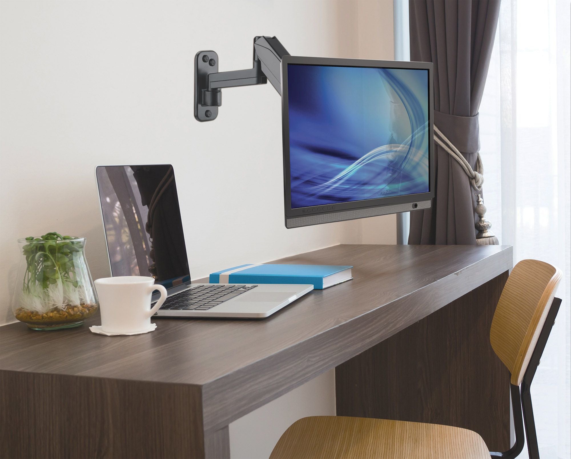 10 0766623461610|766623461610 Fästen och Ställ till Bildskärmar 461610 www.electricalstuff.se ElectricalStuff.se Manhatt