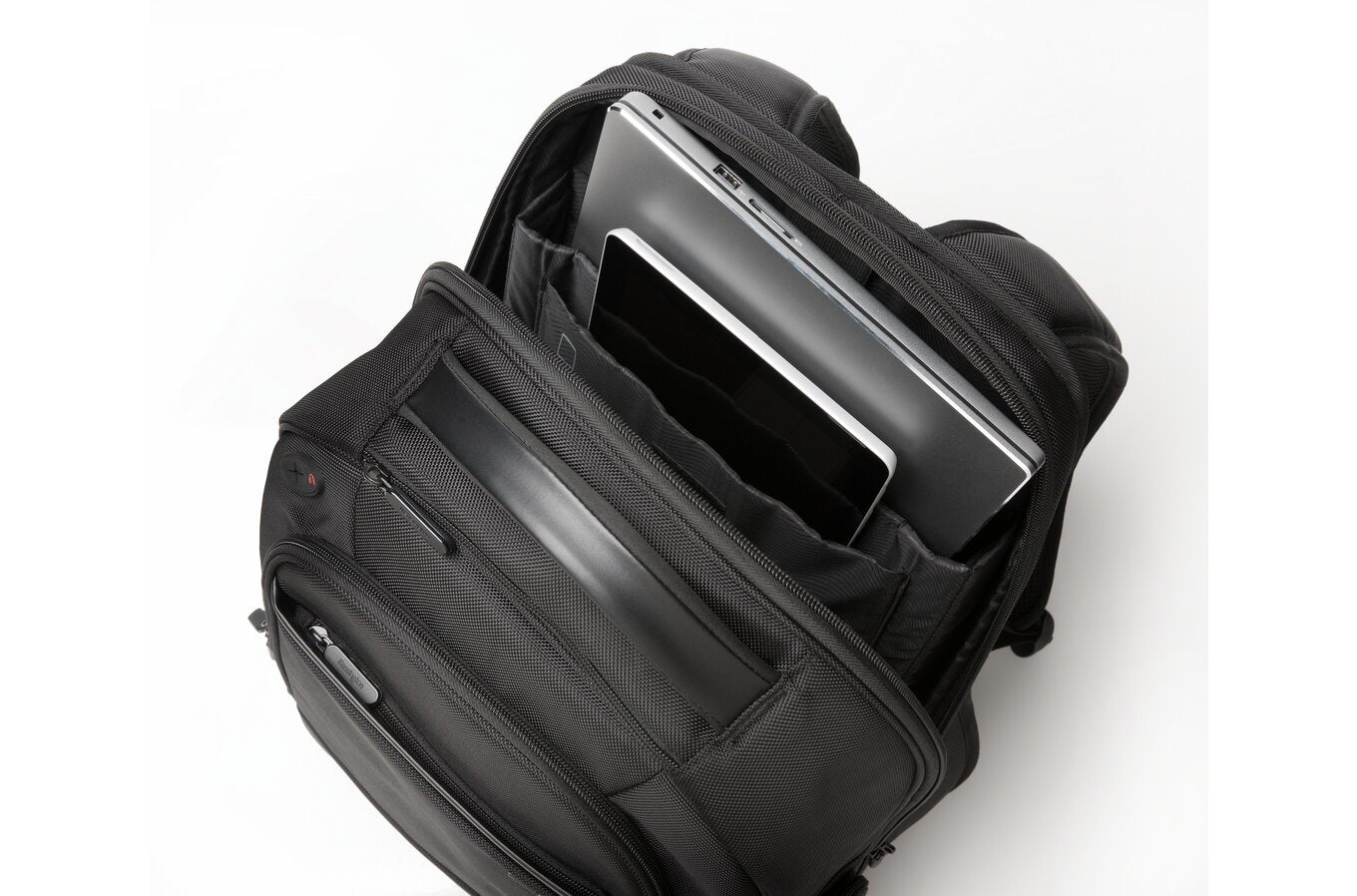 ton Contour™ 2.0 17" Pro ryggsäck för bärbar dator Kensington K60381EU 5028252596848|5028252596930 Väskor Bärbara Datorer