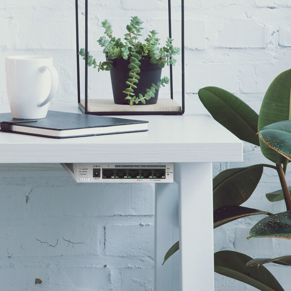 mförsörjning via Ethernet (PoE) stöd Silver Zyxel GS1005HP-EU0101F 4718937603923 Nätverksswitchar GS1005HP www.electricals