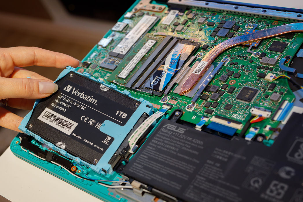 alstuff.se ElectricalStuff.se Verbatim Vi550 S3 1 TB 2.5" Serial ATA III 3D NAND Verbatim 49353 0023942493532|023942493532