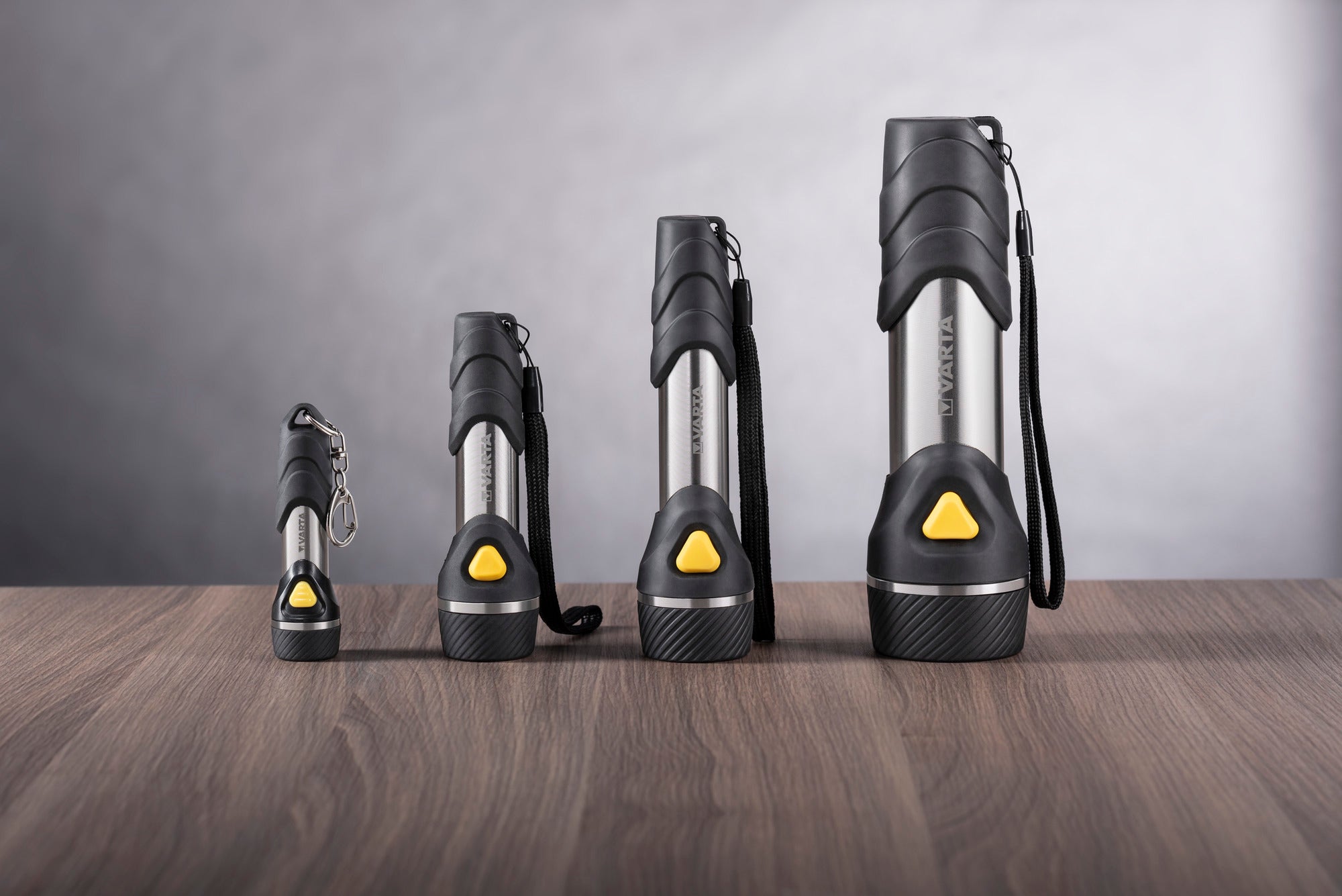 ay Light Key Chain Light www.electricalstuff.se ElectricalStuff.se Varta Day Light Key Chain Light Gjuten aluminium, Svart