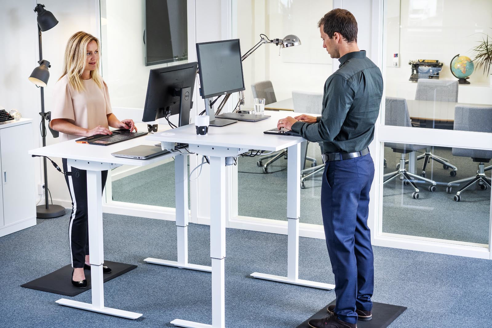 ulär 740 x 450 mm Mousetrapper TB401 7350071404010 Ergonomiska Mattor Active www.electricalstuff.se ElectricalStuff.se M