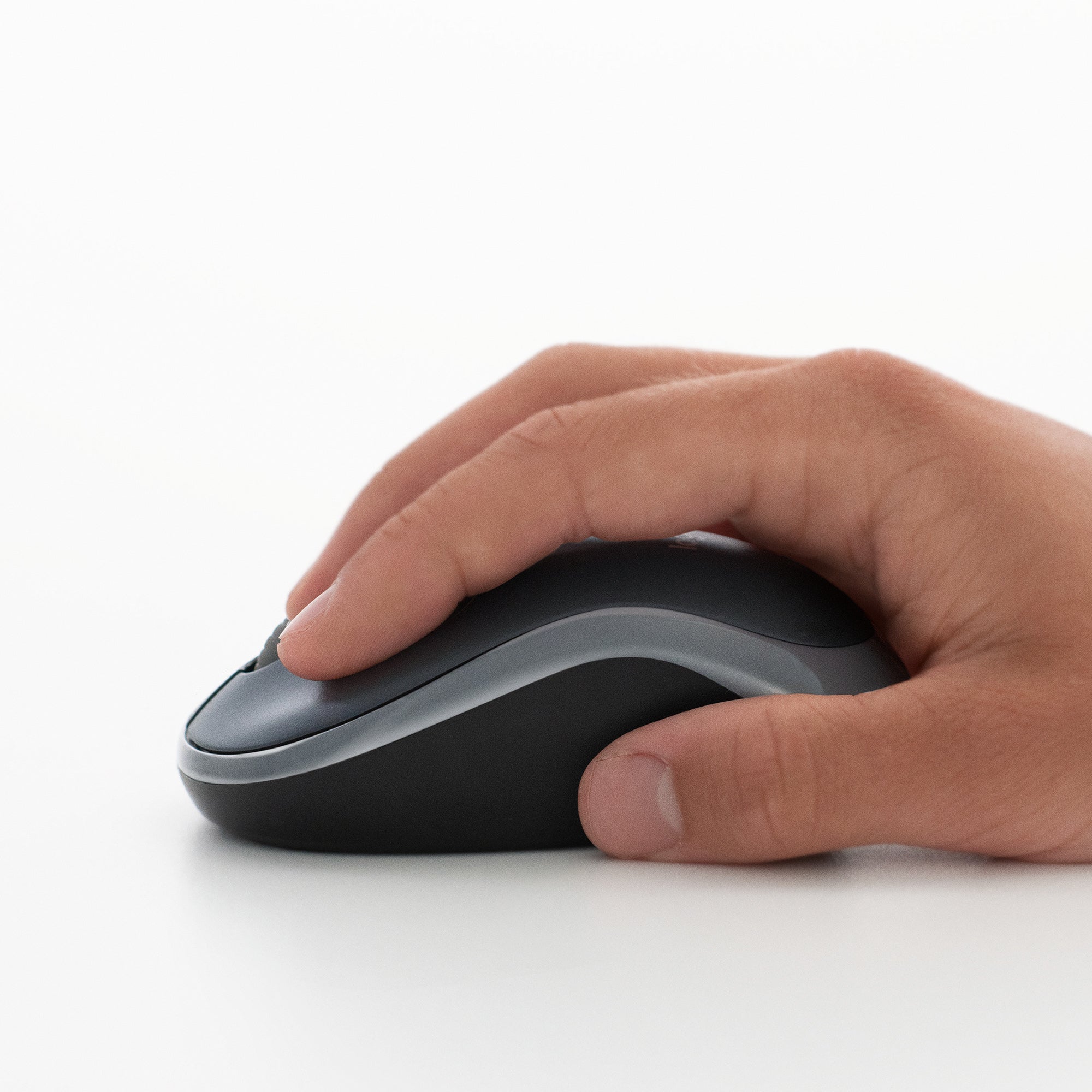 85 www.electricalstuff.se ElectricalStuff.se Logitech M185 datormöss Kontor Ambidextrous RF Trådlös Optisk 1000 DPI Logite