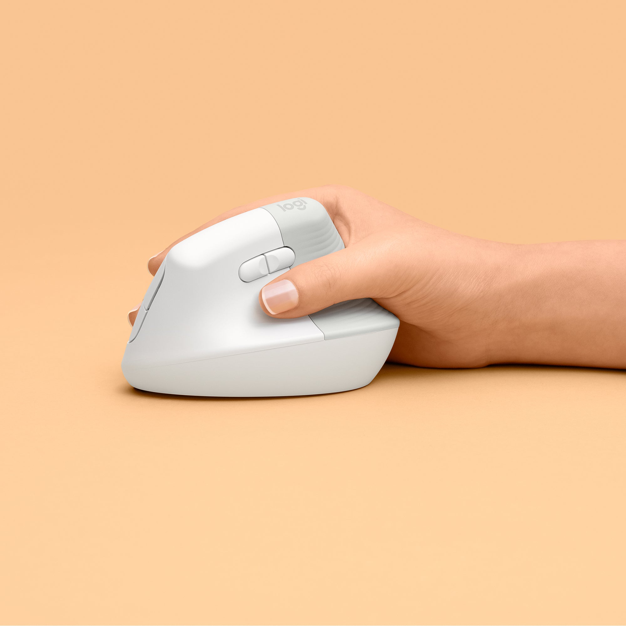 or högerhand Trådlös RF + Bluetooth Optisk 4000 DPI Logitech 910-006475 5099206099845 Datormöss Lift www.electricalstuff.s