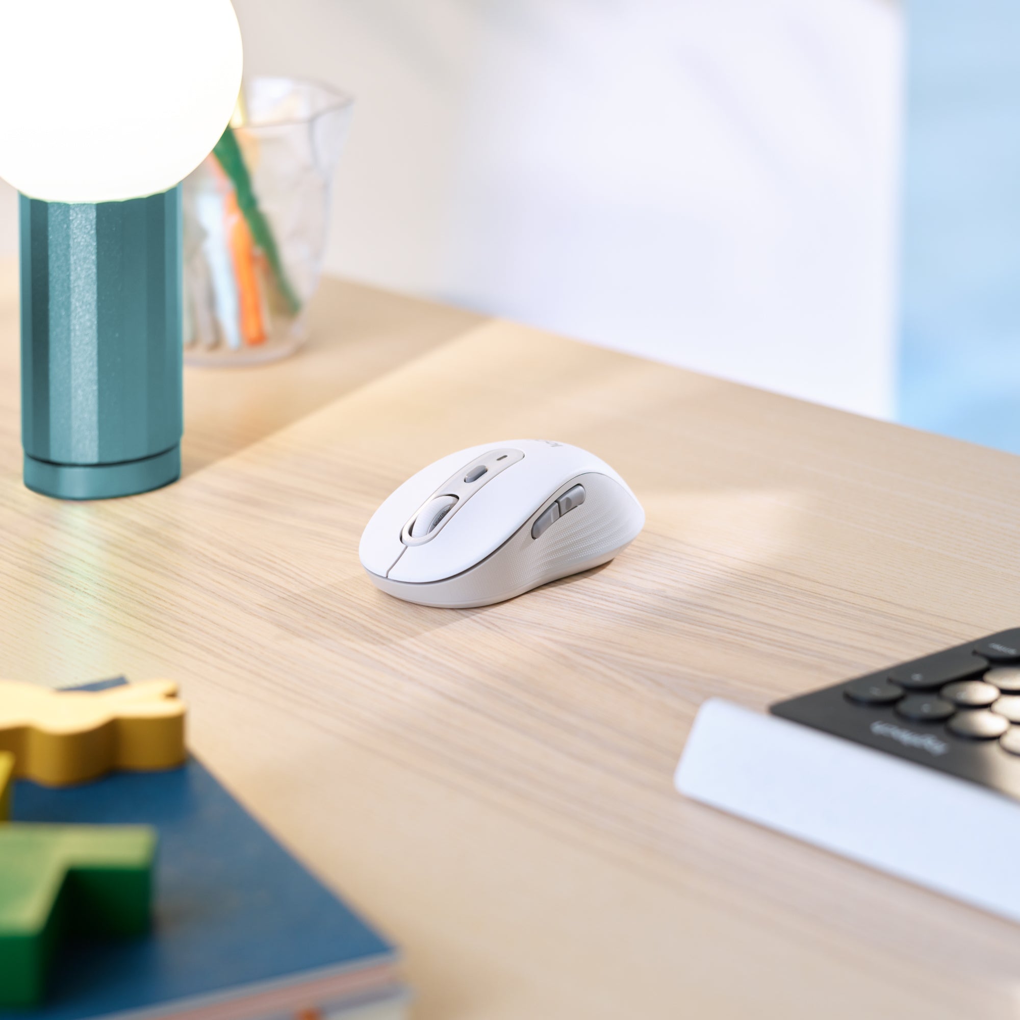 Signature M650 datormöss Kontor högerhand Trådlös RF + Bluetooth Optisk 4000 DPI Logitech 910-006255 5099206097247 Datormös
