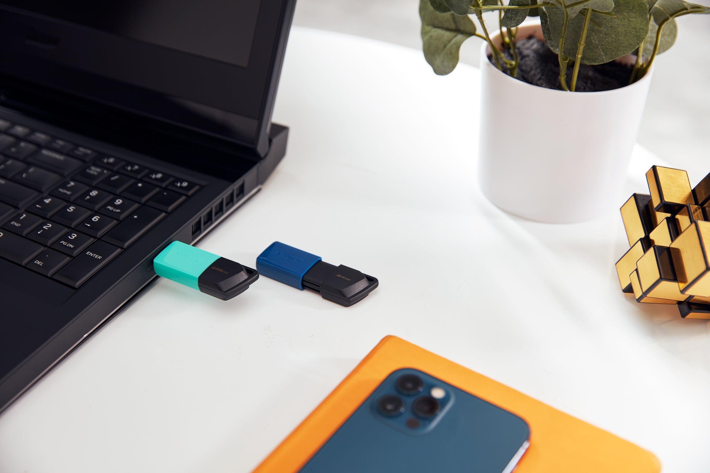  n Technology DTXM/256GB 0740617326383|740617326383 USB-Sticka DataTraveler  Exodia M www.electricalstuff.se ElectricalStuff.