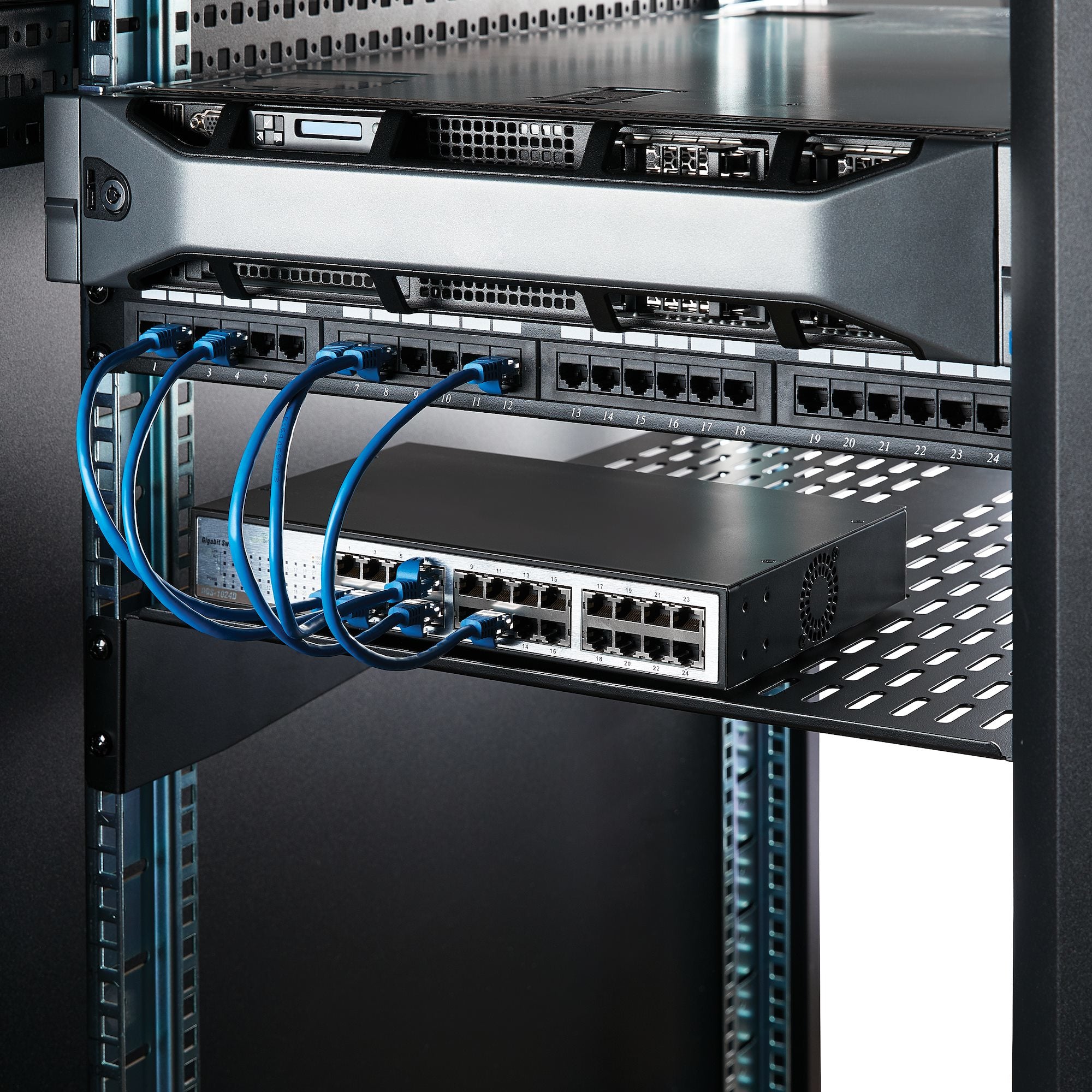  112598062|5054533194885 Rack Tillbehör   CABSHELF22V www.electricalstuff.se ElectricalStuff.se   StarTech.com CABSHELF22V ra