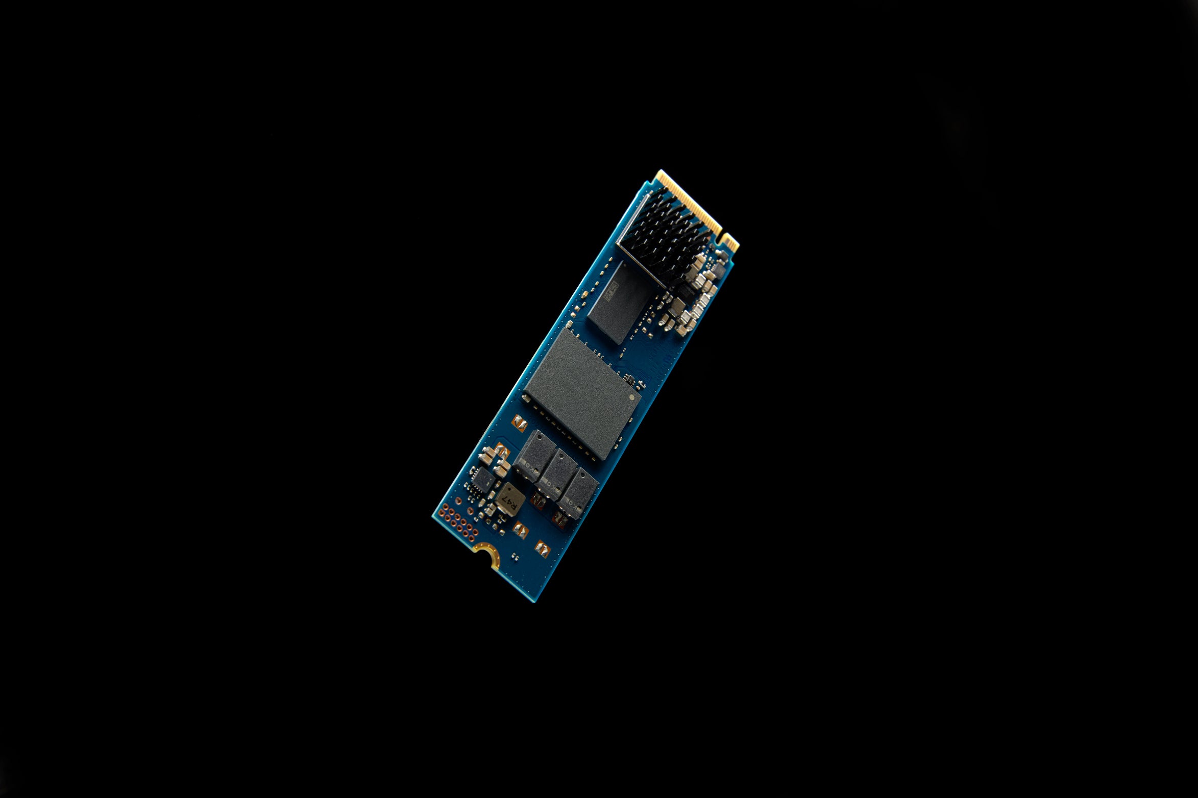  740617345186|740617345186 SSD-Hårddisk   DC2000B www.electricalstuff.se ElectricalStuff.se   Kingston Technology DC2000B 960
