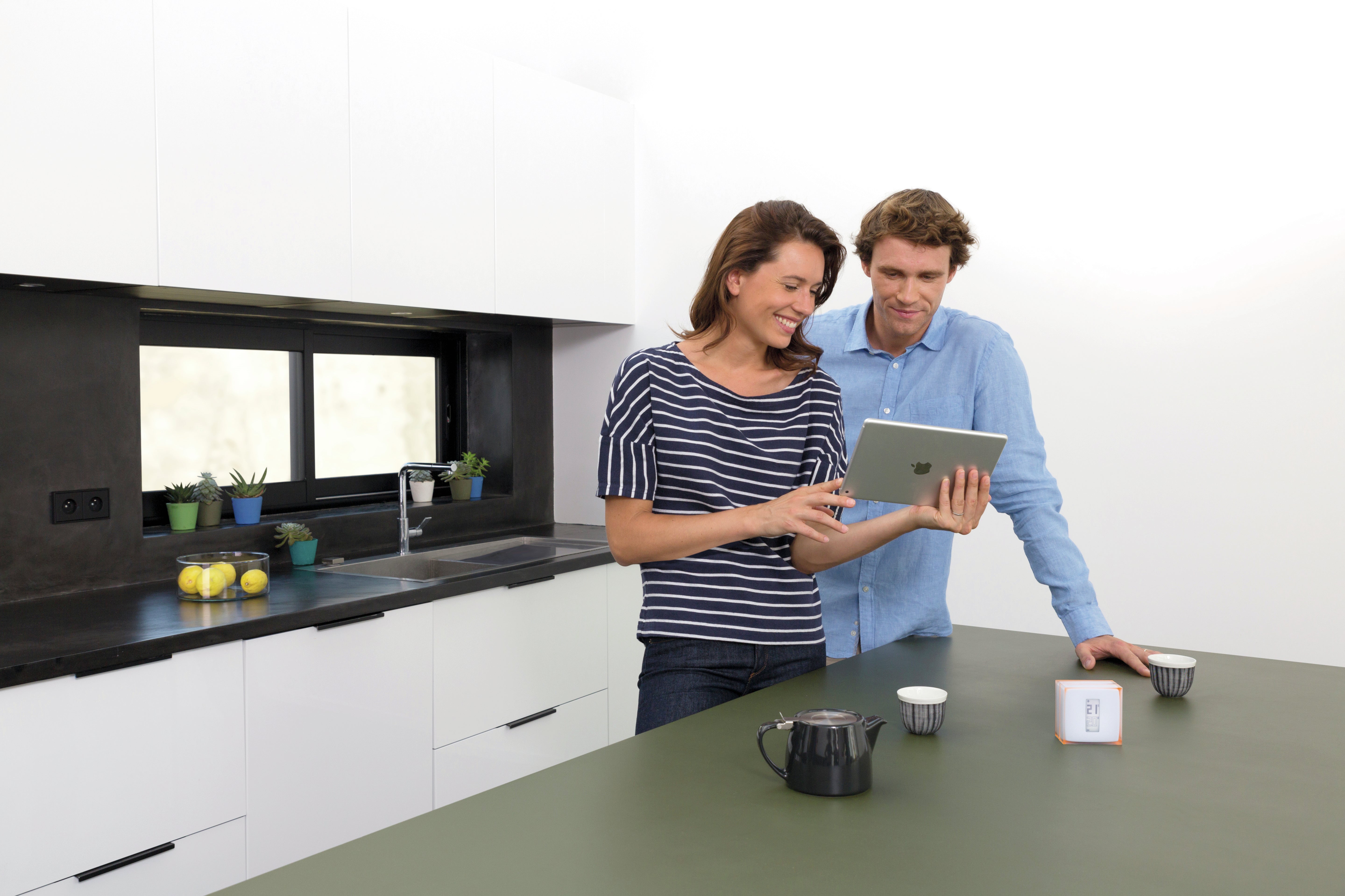  uff.se ElectricalStuff.se   Netatmo Thermostat termostater RF Translucent, Vit Netatmo NTH01-EN-EU 3700730500241|80233893803