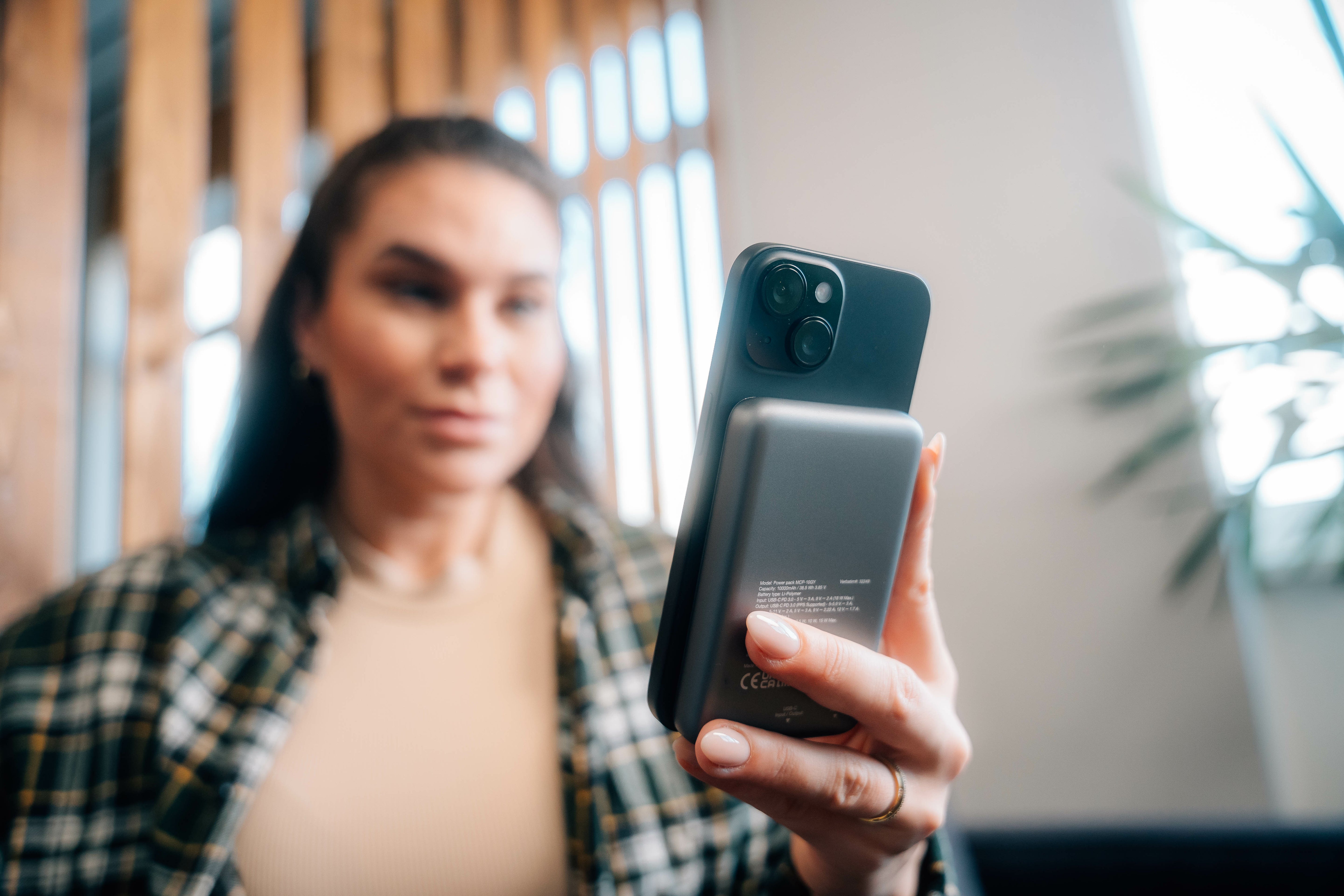  oner   Charge 'n' Go www.electricalstuff.se ElectricalStuff.se   Verbatim Charge 'n' Go Litium Polymer (LiPo) 10000 mAh Tråd