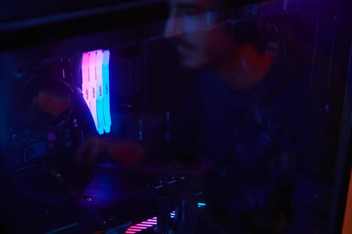   32 GB 2 x 16 GB DDR5 3200 MHz Kingston Technology KF564C32RSAK2-32 0740617329742|740617329742 RAM-Minnen FURY  Renegade RGB