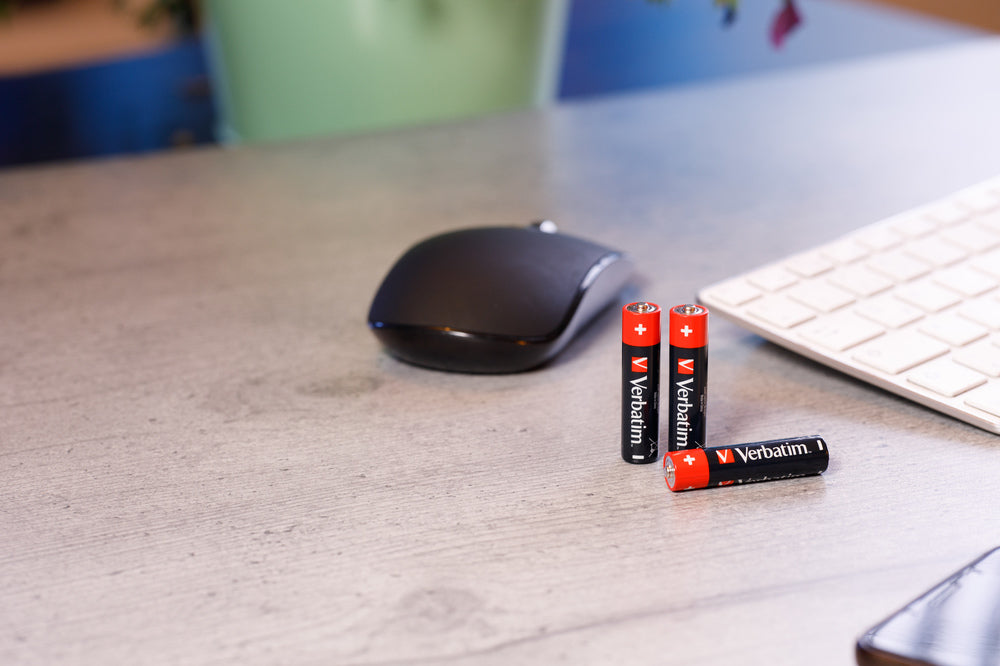  023942498766 Hushållsbatterier   49876 www.electricalstuff.se ElectricalStuff.se   Verbatim 49876 hushållsbatteri Engångsbat