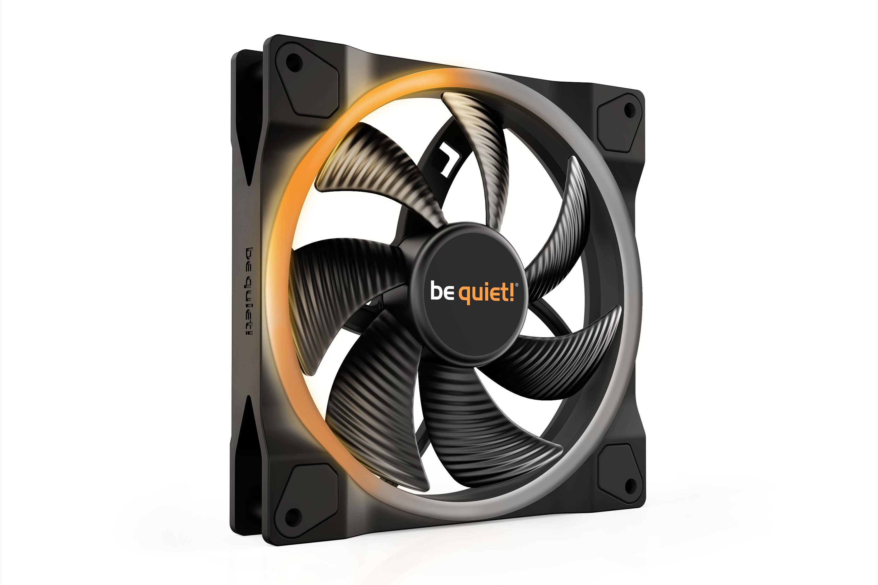  www.electricalstuff.se ElectricalStuff.se   be quiet! Light Wings | 140mm PWM Datorväska Fan 14 cm Svart 1 styck be quiet! B