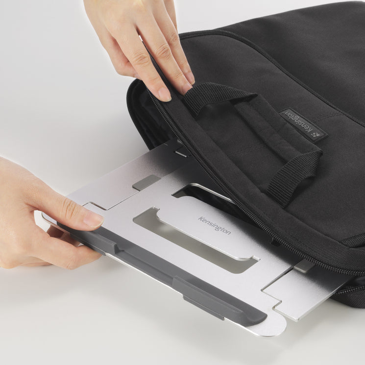  aluminium Kensington K50417WW 0085896504177|085896504177 Ställ för bärbara datorer   Easy Riser™ för bärbara datorer i alumi