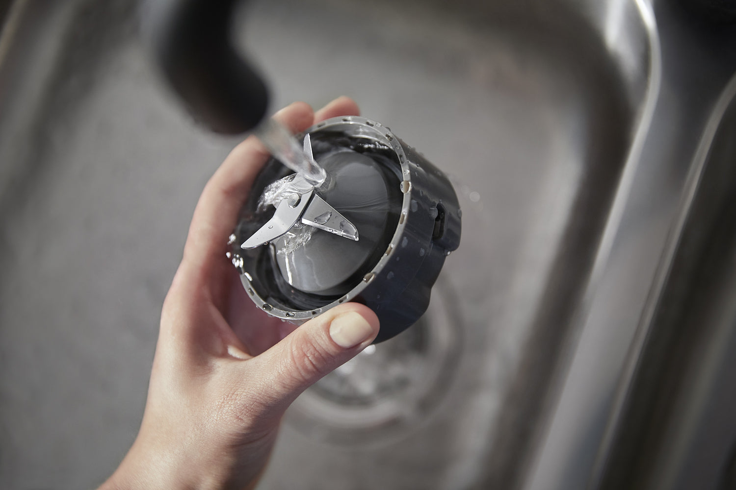  1 www.electricalstuff.se ElectricalStuff.se   Philips 3000 series HR2191/01 mixer 2 l Bänkmixer 600 W Svart, Transparent Phi