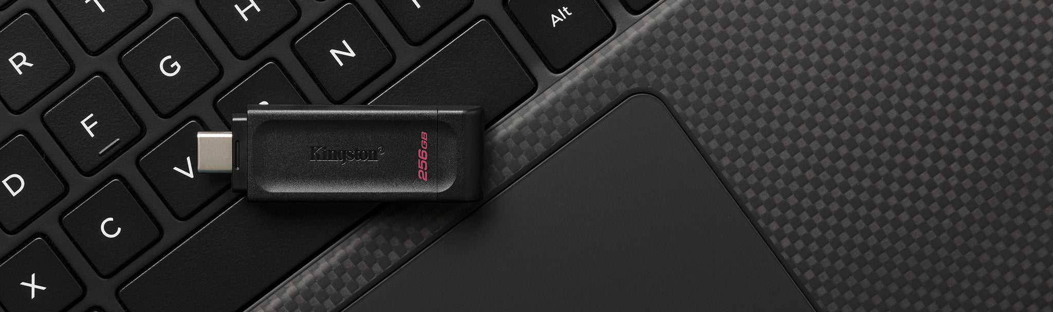  er 70 USB-sticka 256 GB USB Type-C 3.2 Gen 1 (3.1 Gen 1) Svart Kingston Technology DT70/256GB 0740617331233|740617331233 USB